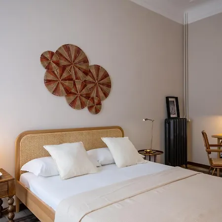 Maison Amelie - Stylish Design Flat - 1 Min To Station - Nolo Vibes Διαμέρισμα