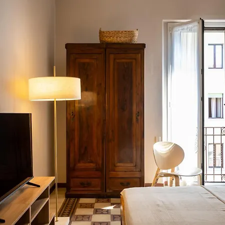 Maison Amelie - Stylish Design Flat - 1 Min To Station - Nolo Vibes * Μιλάνο
